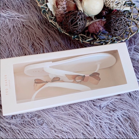 NWT Ted Baker Suszie Jelly Flip Flop Bow Detail Sandals - Picture 8 of 14